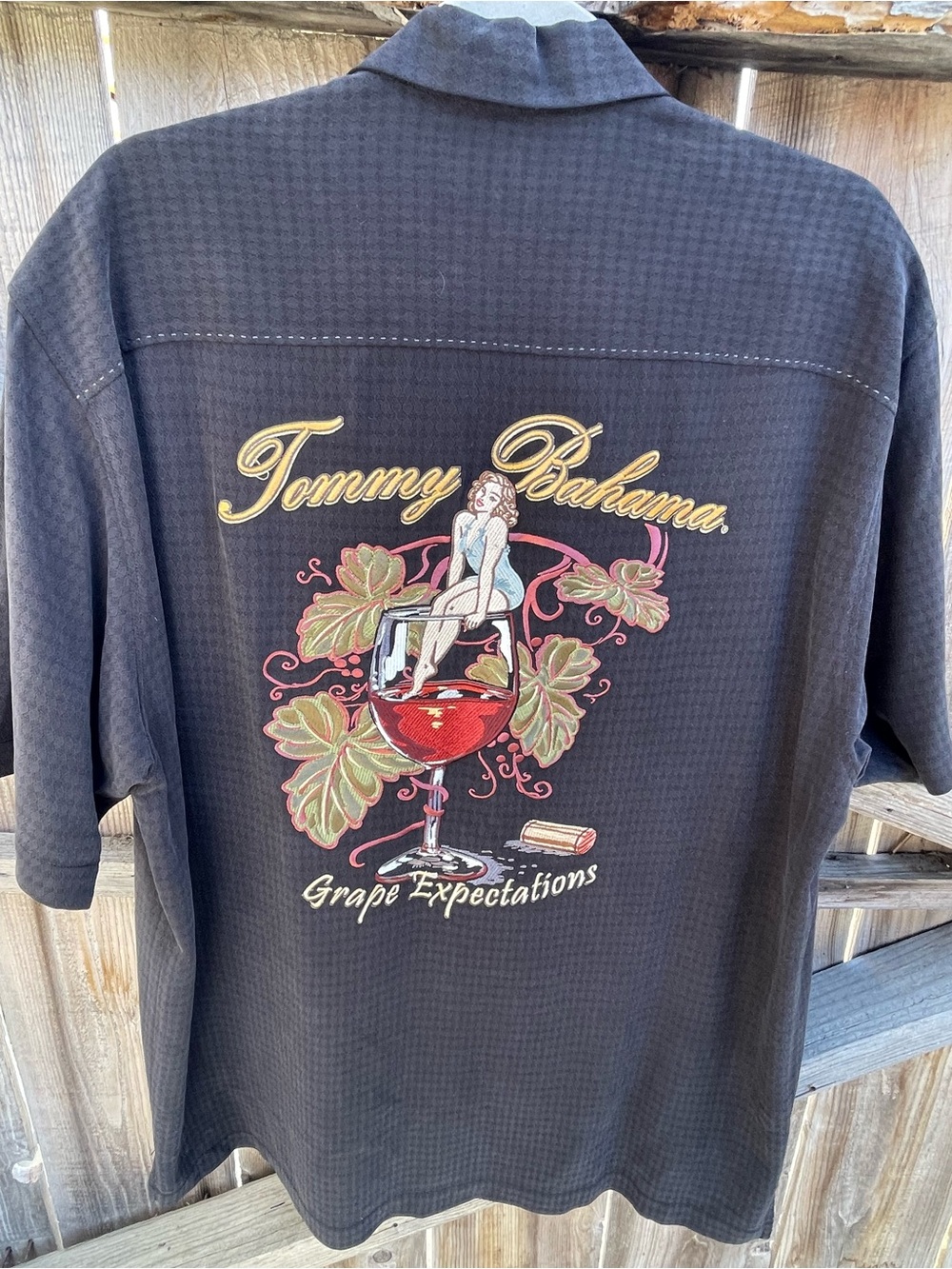 Tommy Bahama Grape Expectations Silk Camp Shirt Wine Pin Up Hawaiian Mens L